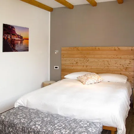 Casa Rustico 127s * Garda (Verona)